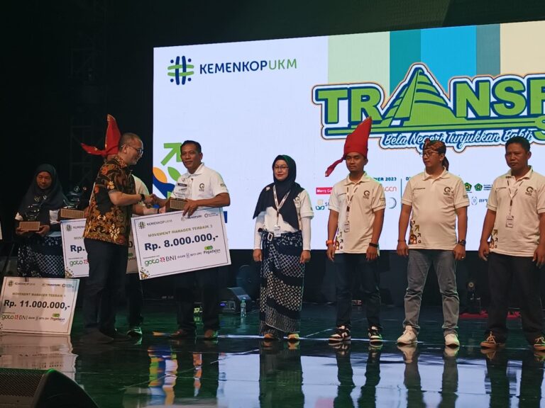 Diskop UKM NTB Raih Penghargaan 3 Terbaik Transfumi dan Pendampingan Digital