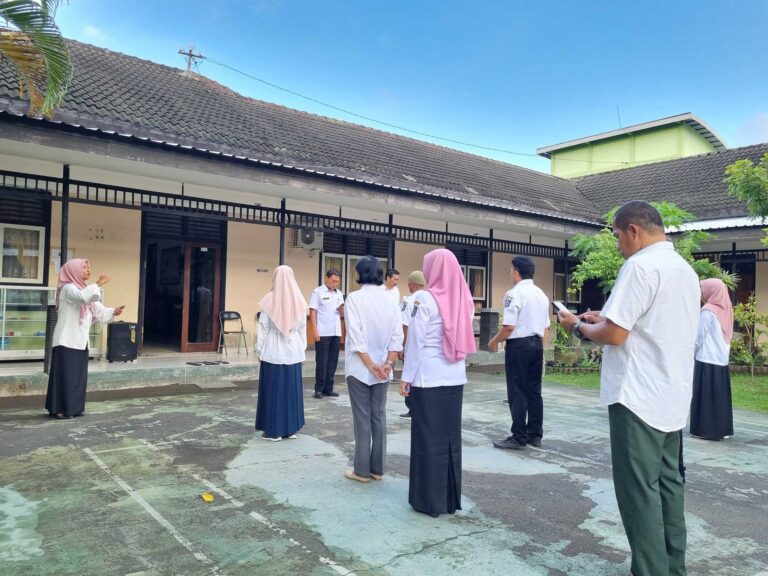 Bersyukur dan Ikhlas