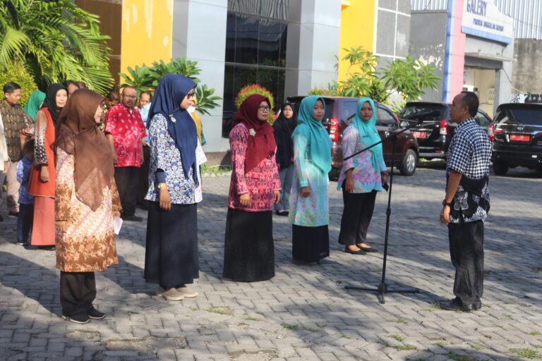 Jumat Salam di Desa Meninting Kecamatan Batu Layar Lombok Barat