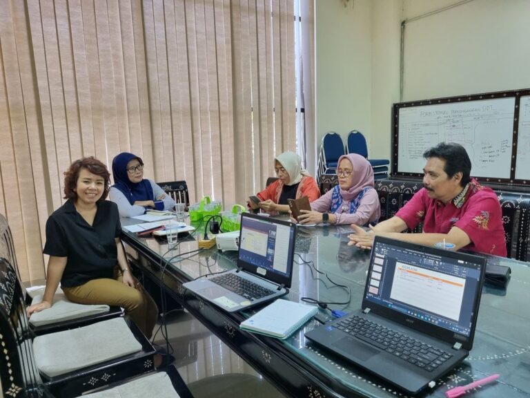 Rapat Dekranasda NTB