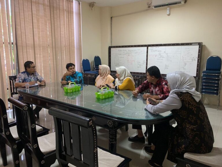 Persiapan Jum’at Salam Putaran Ke 8 di Eks Terminal Haji Bizam