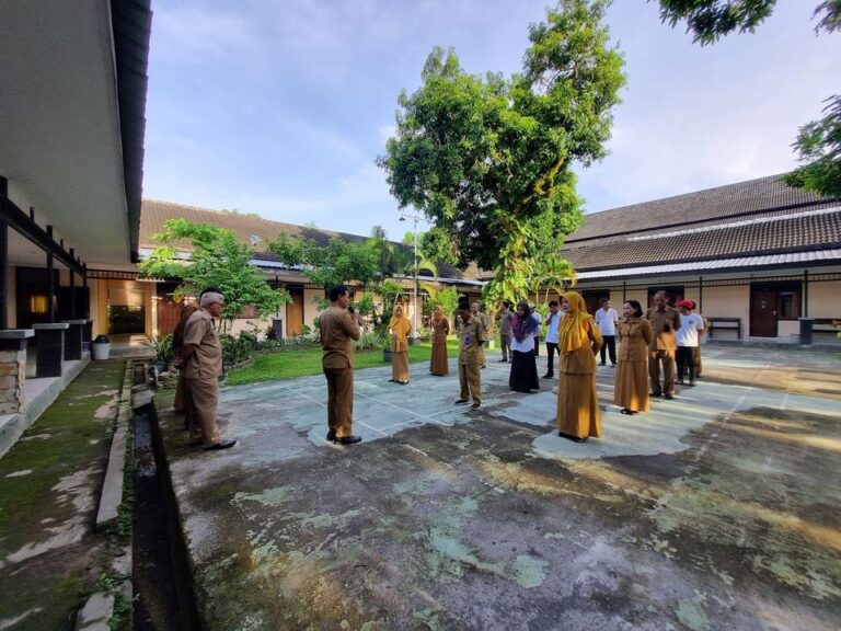 Pemberian Tugas dan Adakan Perubahan