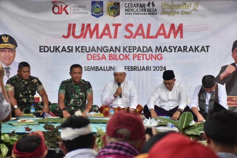 Pj Gubernur NTB Jumat Salam di Desa Bilok Petung Sembalun: Edukasi Keuangan Kepada Masyarakat