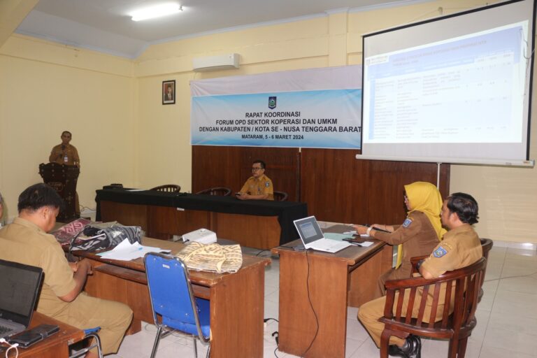 Pembukaan Rapat Koordinasi Forum OPD Sektor Koperasi Dan UMKM dengan Kabupaten/Kota Se – NTB