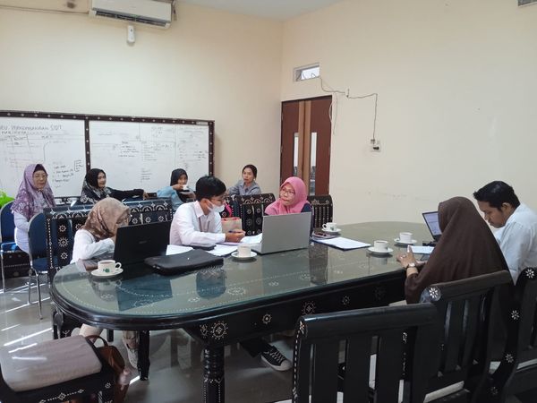 Evaluasi atas Penguatan Kewirausahaan dan UMKM