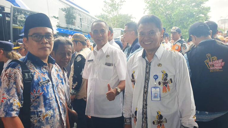 Tinjau Kesiapan Angkutan Lebaran