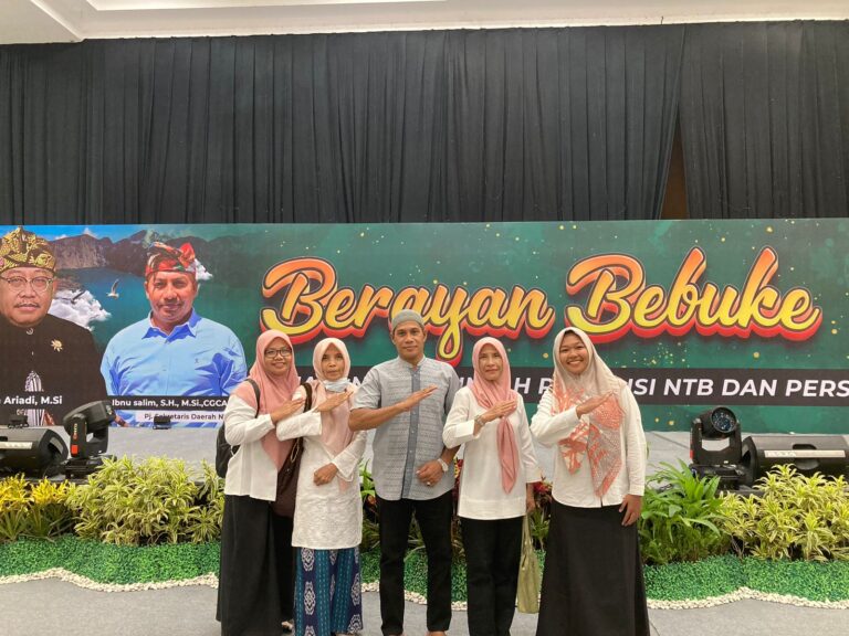 Berayan di Islamic Center Mataram