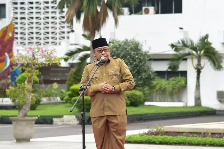 Halal Bihalal dengan ASN Lingkup Pemprov NTB, Miq Gita: Mohon Maaf Lahir dan Bathin