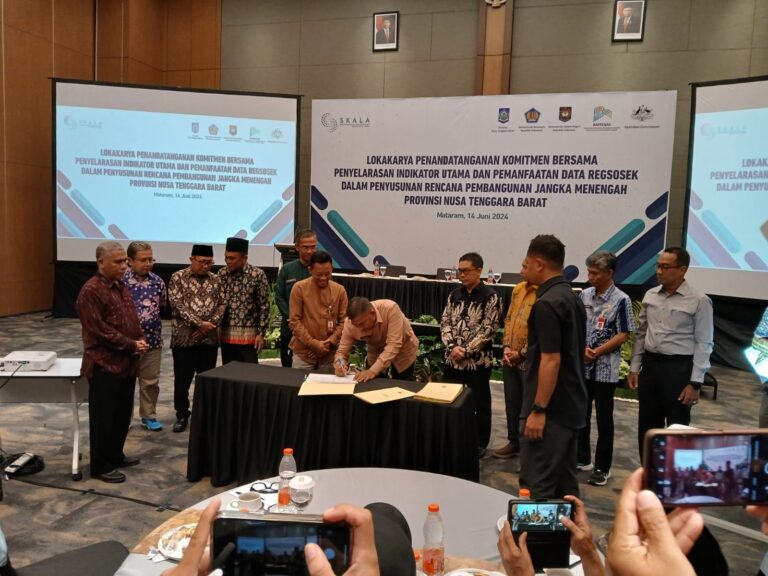 Lokakarya Penandatangan Komitmen Bersama Penyelarasan Indikator Utama dan Pemanfaatan Data Regsosek