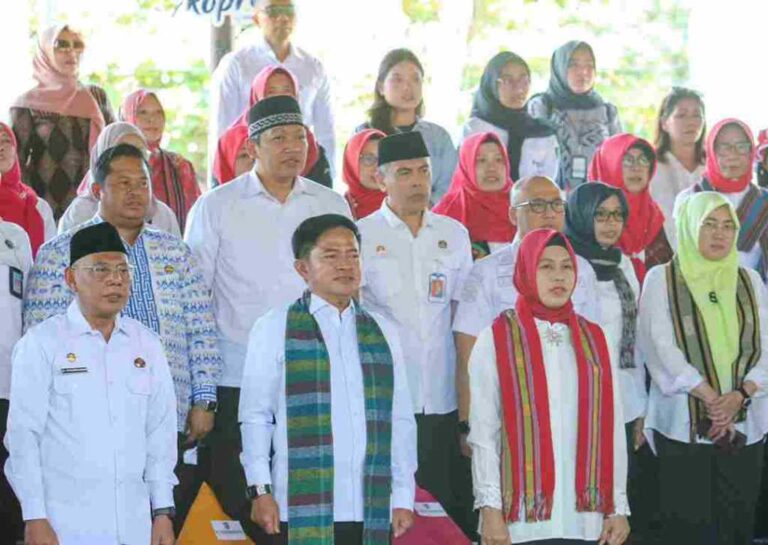 Pj Gubernur Hassanudin dan Ketua TP. PKK NTB Hadiri Peringatan HAN ke 40 di Taman Budaya