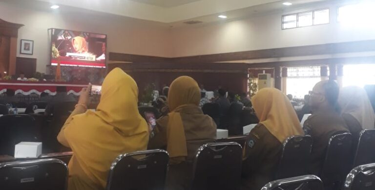 Rapat Paripurna DPRD NTB Terkait Tanggapan Pengusul atas Hak Interpelasi Dana Alokasi Khusus 2024