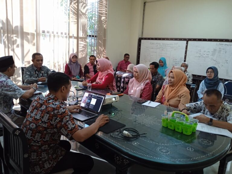 Bahas Persiapan Harkopnas, Wirausaha Baru, APBDP