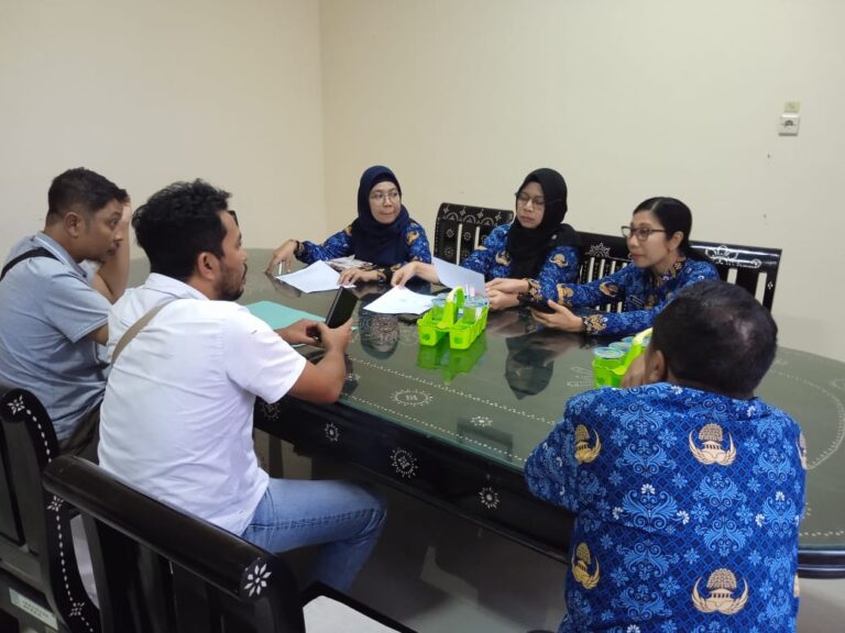 Rapat Bahas Penambahan Daya Listrik di PLUT KUKM