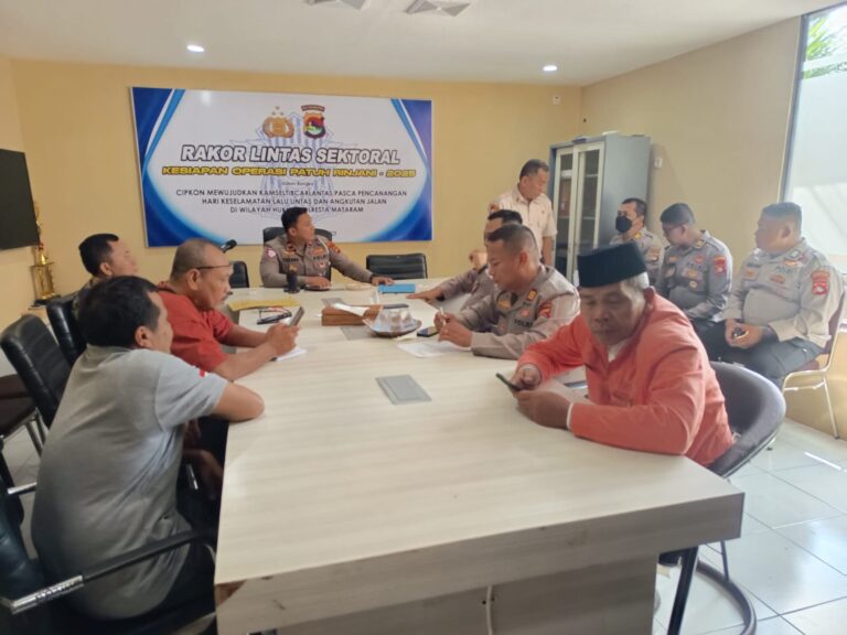 Rapat Persiapan Pengamanan rute Jalan Sehat Harkopnas Ke 78