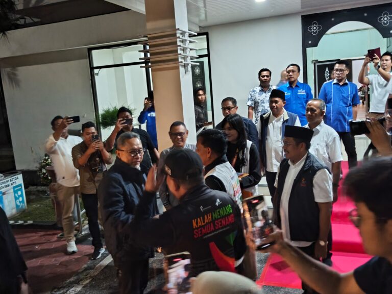 Penjemputan Kedatangan Menteri Koordinator Bidang Pangan RI Zulkifli Hasan