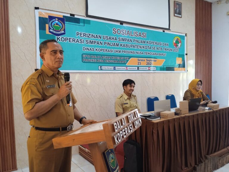 Kadis Koperasi UKM NTB Buka Sosialisasi Perizinan Usaha Simpan Pinjam Koperasi