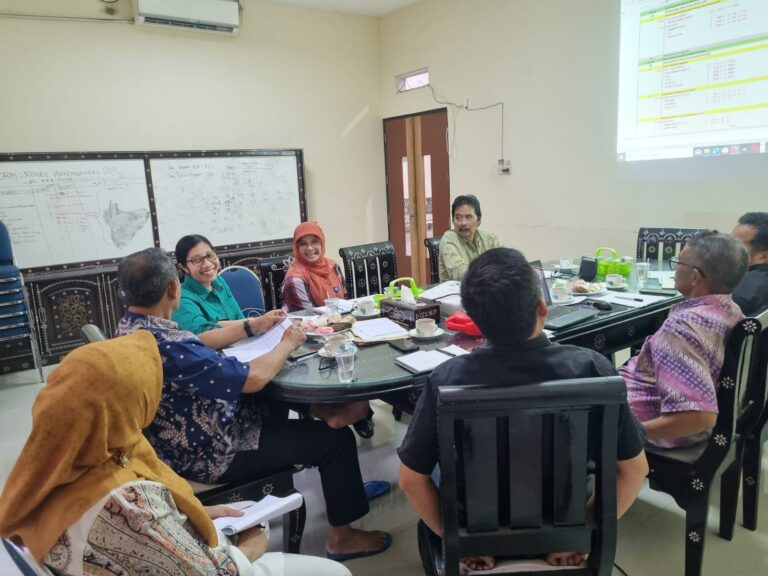 Kadiskop UKM NTB Gelar Rapat Bahas Anggaran APBN 2025–2026