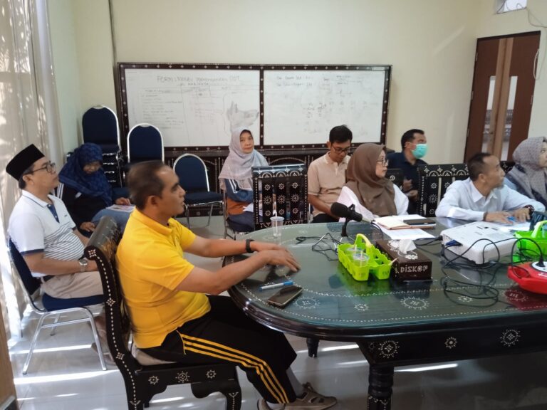 Kadiskop UKM NTB Pimpin Rapat Pembahasan Tambahan Anggaran TA 2025