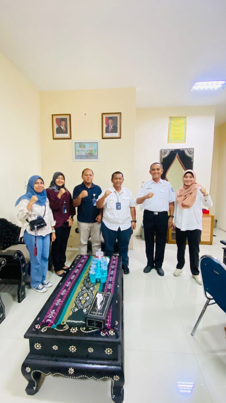 Perkuat Ekonomi Desa, Dinas Koperasi NTB dan Bulog Bahas Kolaborasi Koperasi Merah Putih