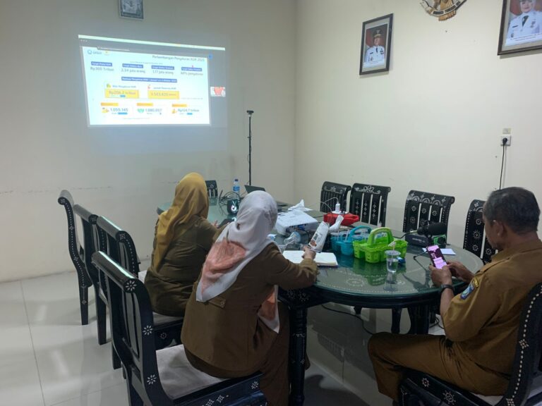 Kadiskop UKM NTB Ikuti Zoom Akad Massal KUR Nasional Bersama Kementerian UMKM RI