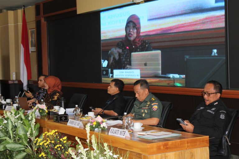 Kadiskop UKM NTB Hadiri Rapat Koordinasi Percepatan Pembangunan Fisik Gerai dan Pergudangan Koperasi Desa/Kelurahan Merah Putih