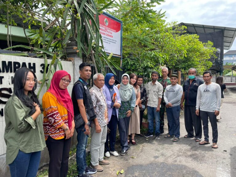 Dinas Koperasi UKM NTB Tinjau Penyaluran Bantuan CSR Bank Mandiri untuk Koperasi Desa/Kelurahan Merah Putih