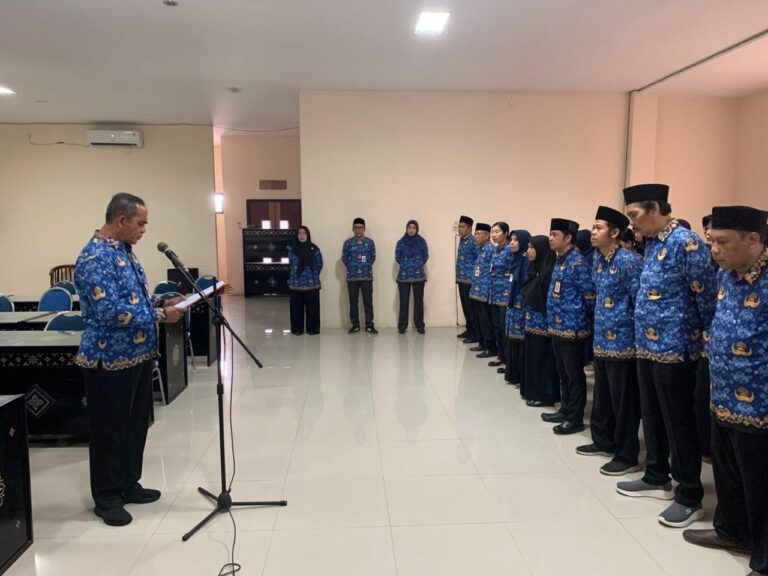 Upacara HUT Korpri ke-54 Berlangsung di Aula Bung Hatta Akibat Hujan Deras