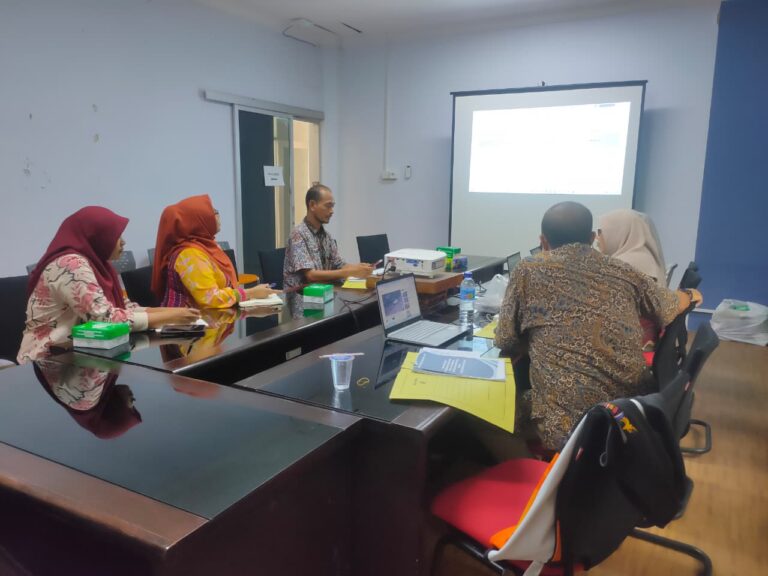 Rapat Pembahasan RKP DBH CHT 2026 di Bappeda Provinsi NTB